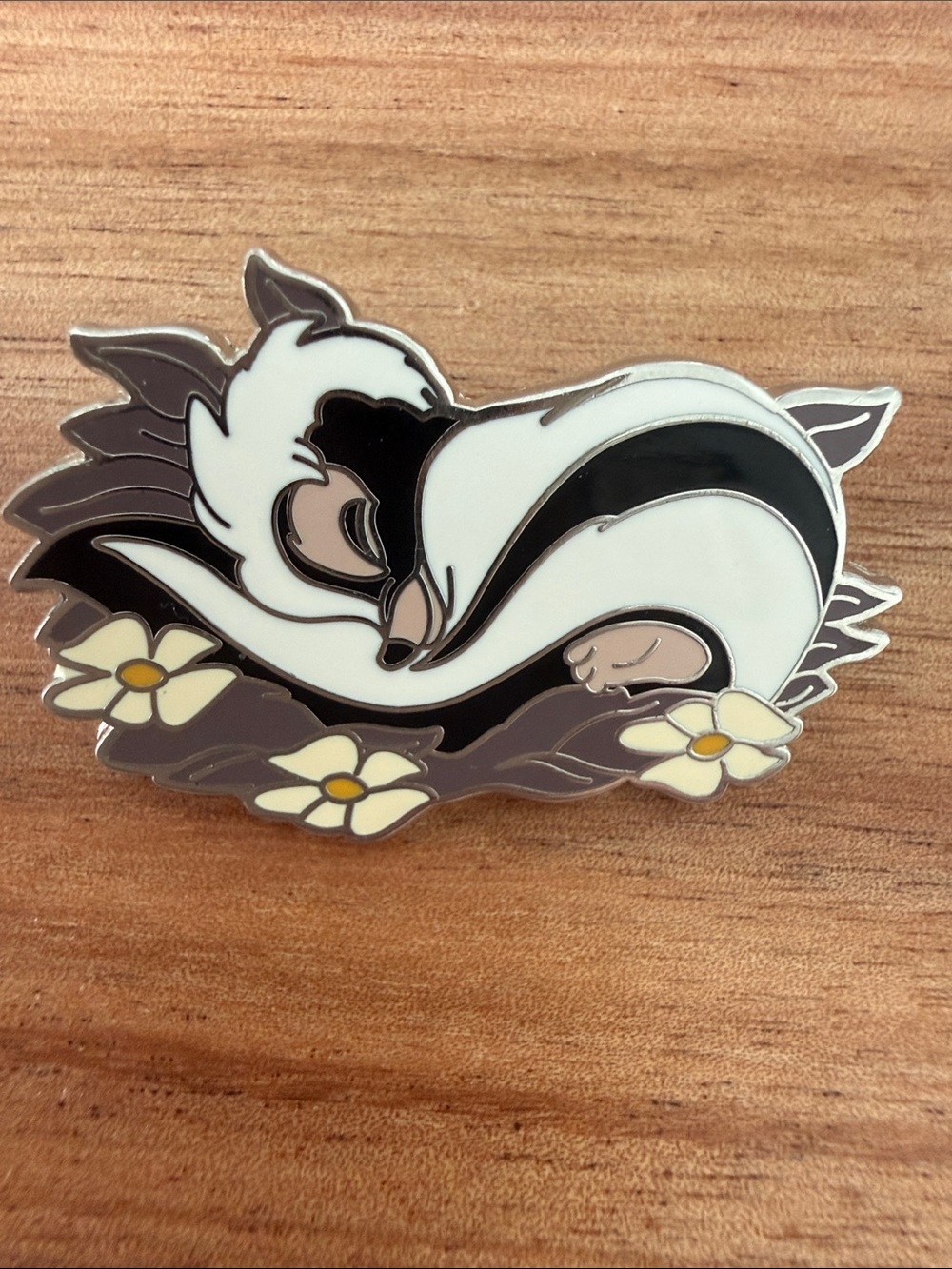 Disney Flower the Skunk Enamel Pin – Black, White & Cream Floral Accent